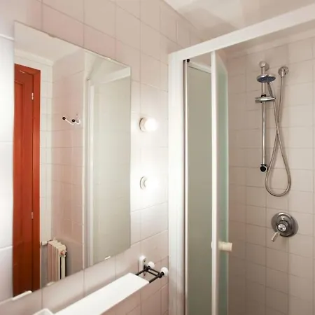 Charming Flat In Brera Apartment Milan Exterior photo