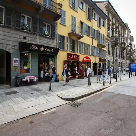 Charming Flat In Brera Apartment Milan Exterior photo